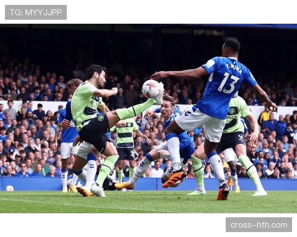 水晶宫战术革新显成效，新赛季进攻火力与战斗精神引关注