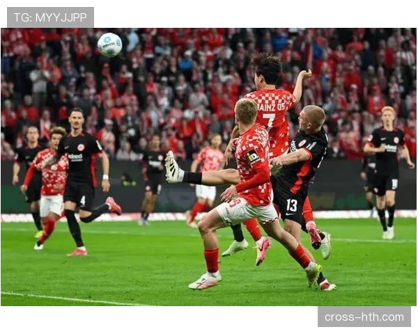 拜仁慕尼黑防线坚如磐石，豪取连胜展现强势状态