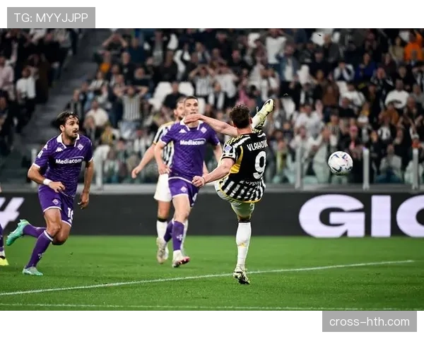 热那亚球员赛季初状态火热，助球队强势冲击联赛高位