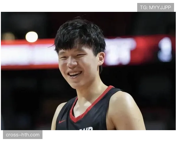 穆蒂尼奥表现稳健，助力球队强势冲击英超顶级荣誉